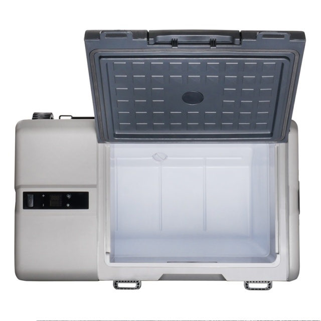 Портативный холодильник BREVIA 62L (22790) Портативный холодильник BREVIA 62L (22790)