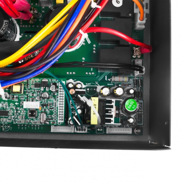 ИБП с правильной синусоидой LogicPower LPY-С-PSW-5000VA (3500 Вт) MPPT 48V ИБП с правильной синусоидой LogicPower LPY-С-PSW-5000VA (3500 Вт) MPPT 48V