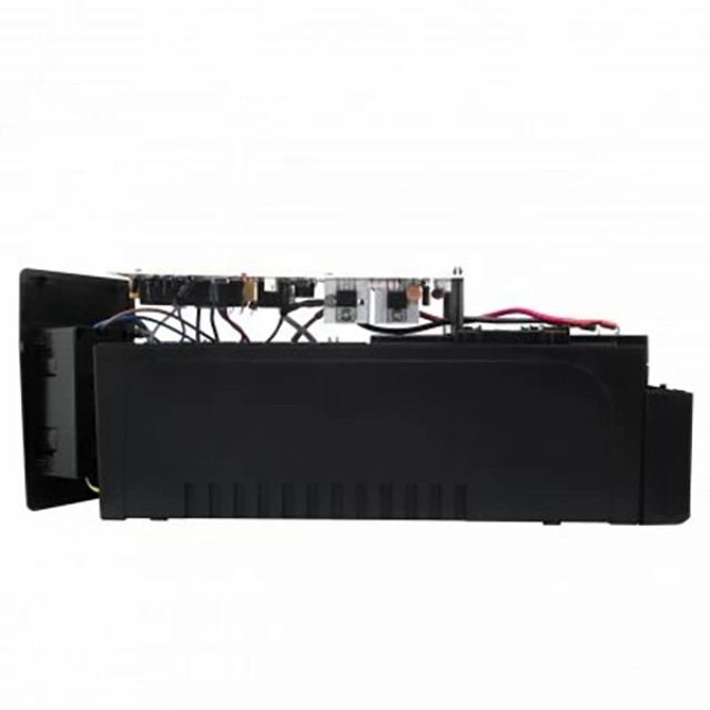Линейно-интерактивный ИБП LogicPower LP 650VA-P (390Вт) Линейно-интерактивный ИБП LogicPower LP 650VA-P (390Вт)