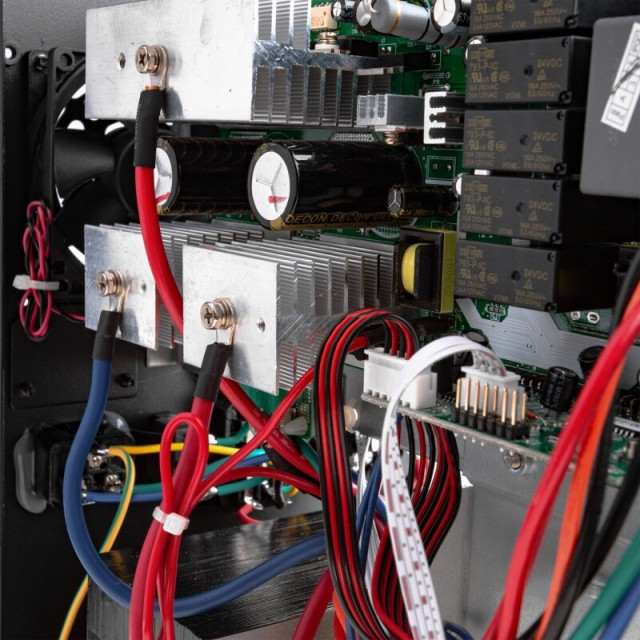 Линейно-интерактивный ИБП LogicPower LP UL3500VA (2450Вт)