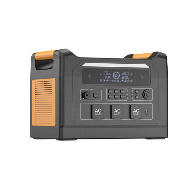 Багатофункціональна портативна зарядна станція LogicPower LP CHARGER i2000 Багатофункціональна портативна зарядна станція LogicPower LP CHARGER i2000