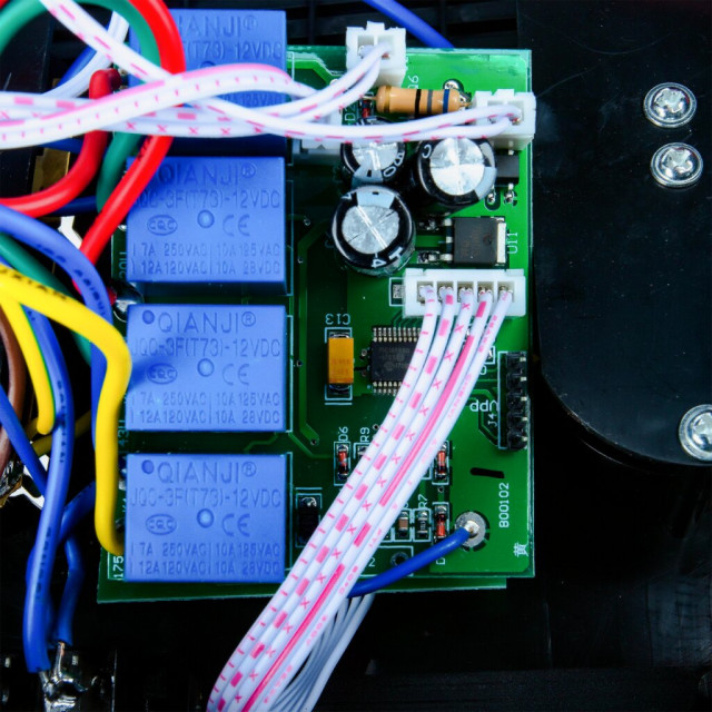 Стабілізатор напруги LogicPower LPT-1000RD (700W) Стабілізатор напруги LogicPower LPT-1000RD (700W)