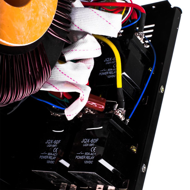 Стабілізатор напруги LogicPower LPT-W-12000RD BLACK (8400W) Стабілізатор напруги LogicPower LPT-W-12000RD BLACK (8400W)