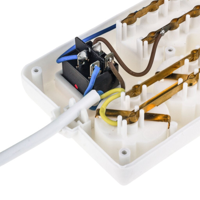 У Мережевий фільтр LogicPower LP-X7 5 м White У Мережевий фільтр LogicPower LP-X7 5 м White