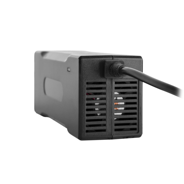 Зарядний пристрій для АКБ LogicPower LP AC-019 12V 8A Зарядний пристрій для АКБ LogicPower LP AC-019 12V 8A
