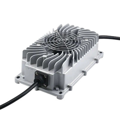 Зарядний пристрій для акумуляторів LiFePO4 12V (14,6V)-30A waterproof Зарядний пристрій для акумуляторів LiFePO4 12V (14,6V)-30A waterproof